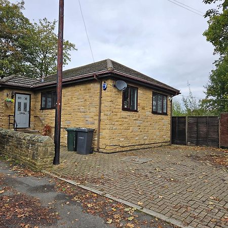 Lister Park Bradford 2Bed Detached Cottage House Parking Cinema Screen Games Room Εξωτερικό φωτογραφία