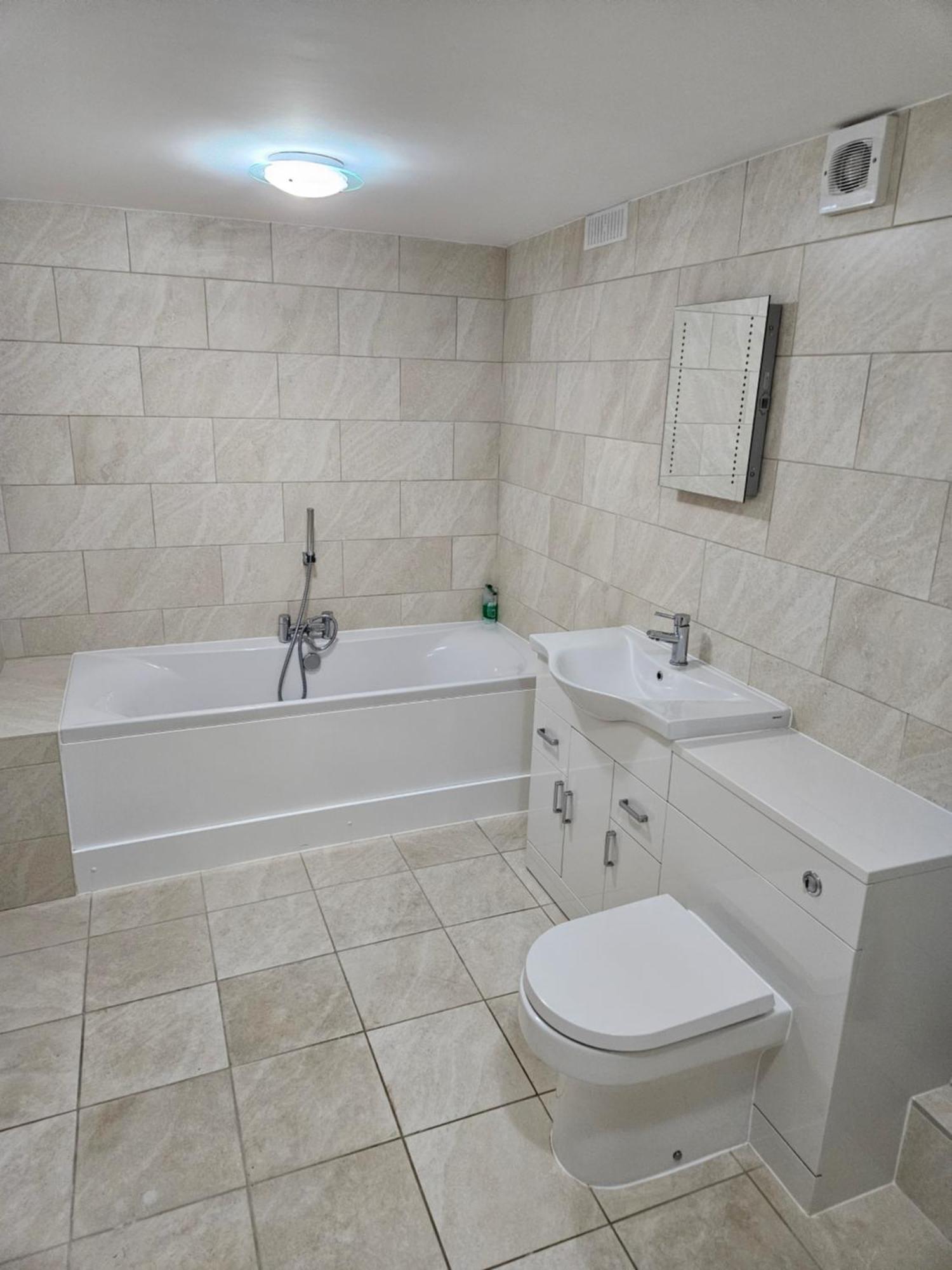 Lister Park Bradford 2Bed Detached Cottage House Parking Cinema Screen Games Room Εξωτερικό φωτογραφία