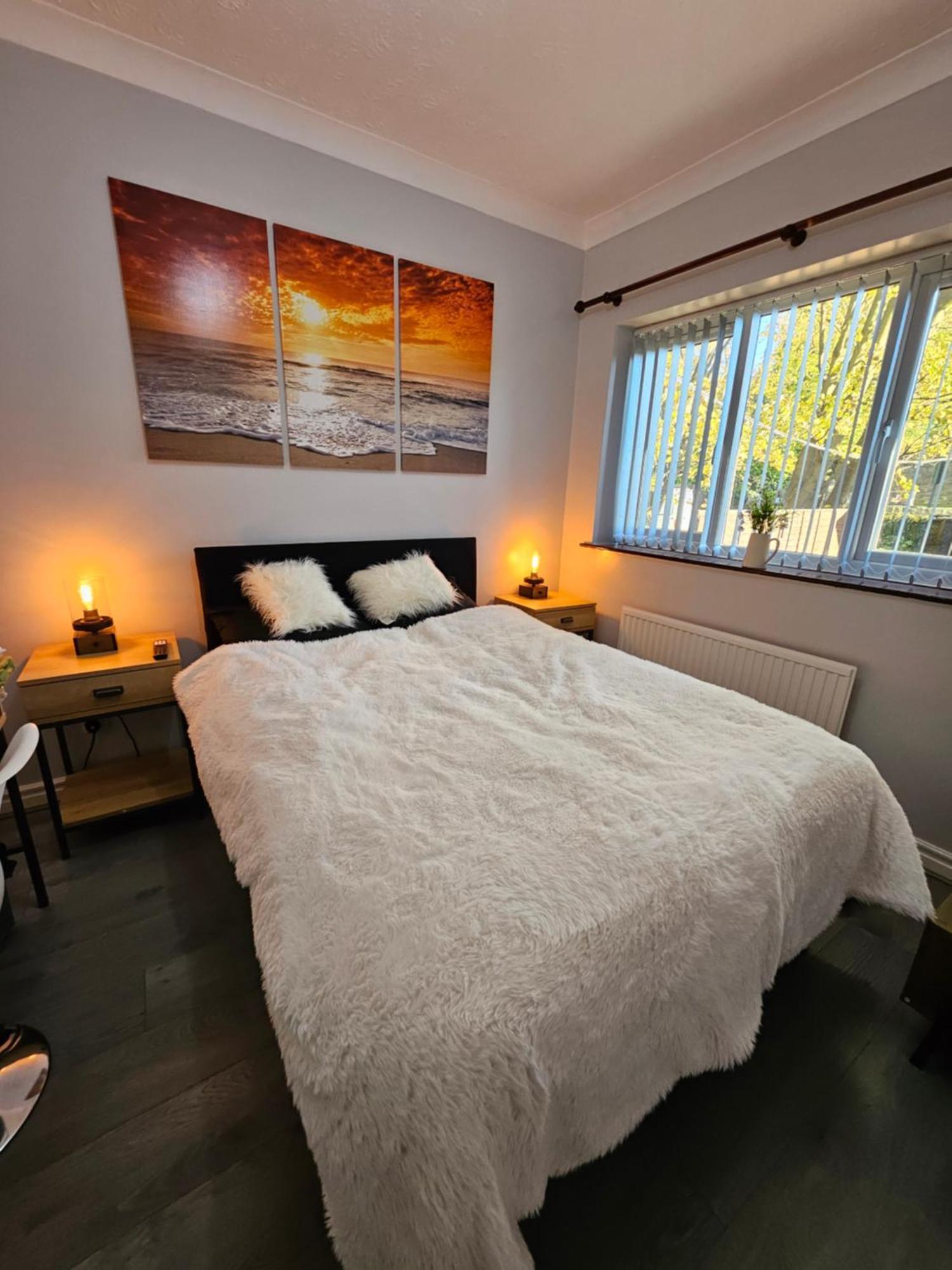 Lister Park Bradford 2Bed Detached Cottage House Parking Cinema Screen Games Room Εξωτερικό φωτογραφία
