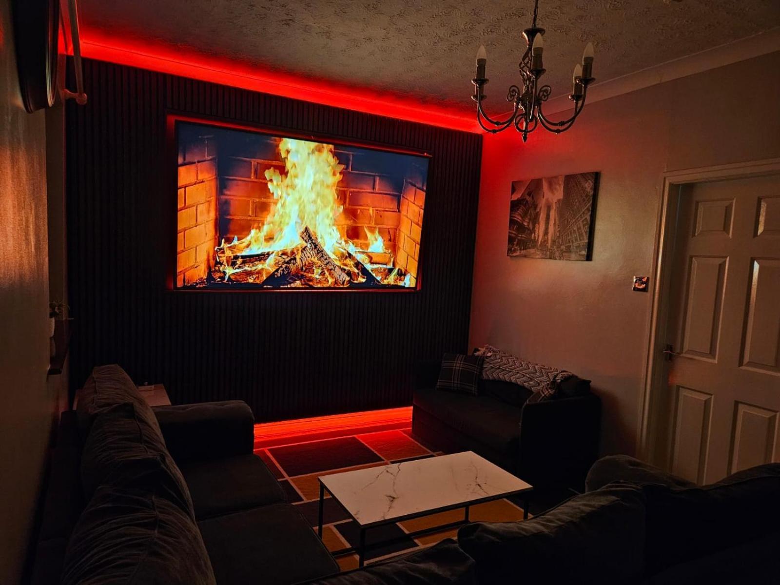 Lister Park Bradford 2Bed Detached Cottage House Parking Cinema Screen Games Room Εξωτερικό φωτογραφία